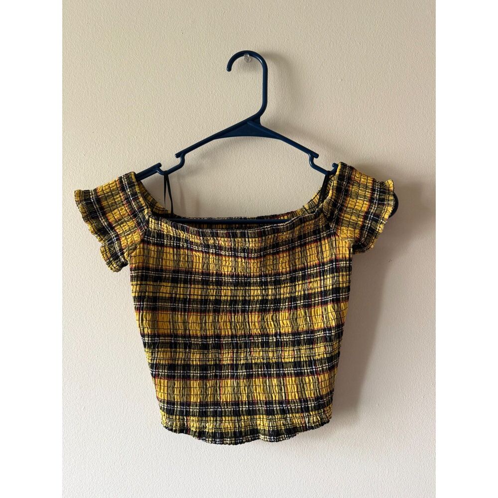 Hot Topic Scrunch Crop Top